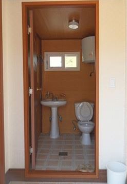 별채 화장실.JPG