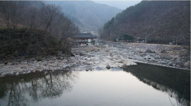 쌍계산 뒤쪽 계곡.JPG